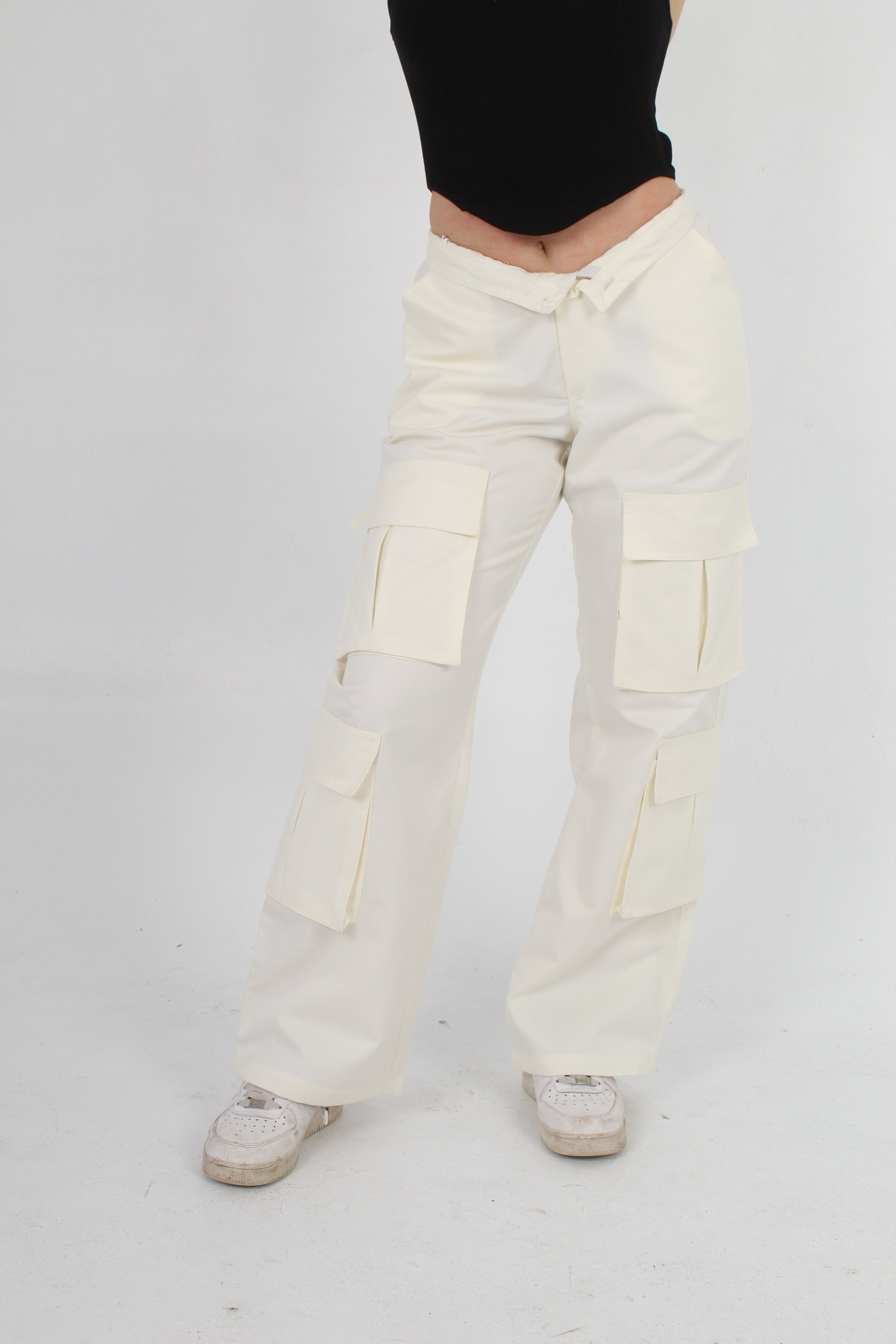 Off-White Cargos